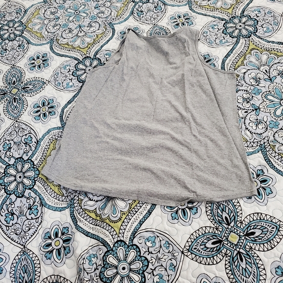 Tank top. - Picture 4 of 4